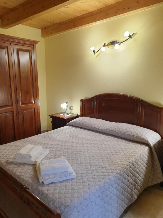 Estia Bed and Breakfast Scano Montiferro Exteriör bild