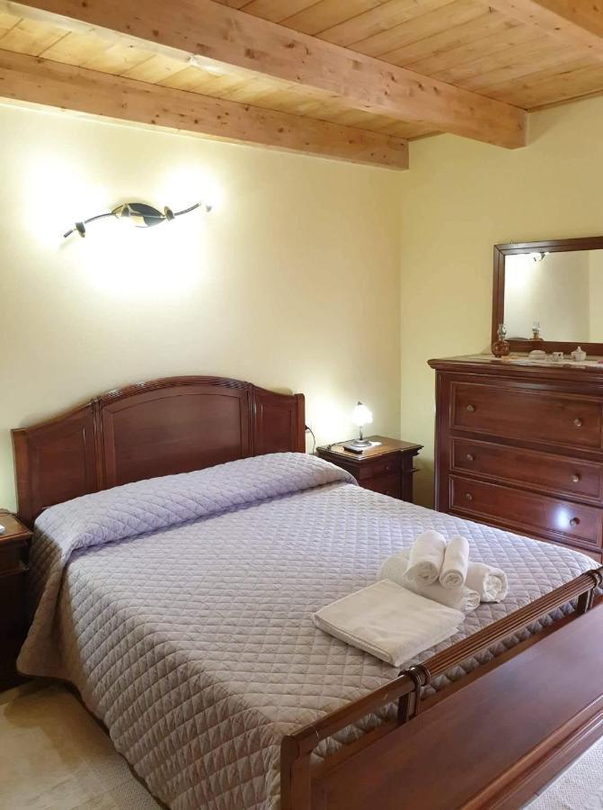 Estia Bed and Breakfast Scano Montiferro Exteriör bild